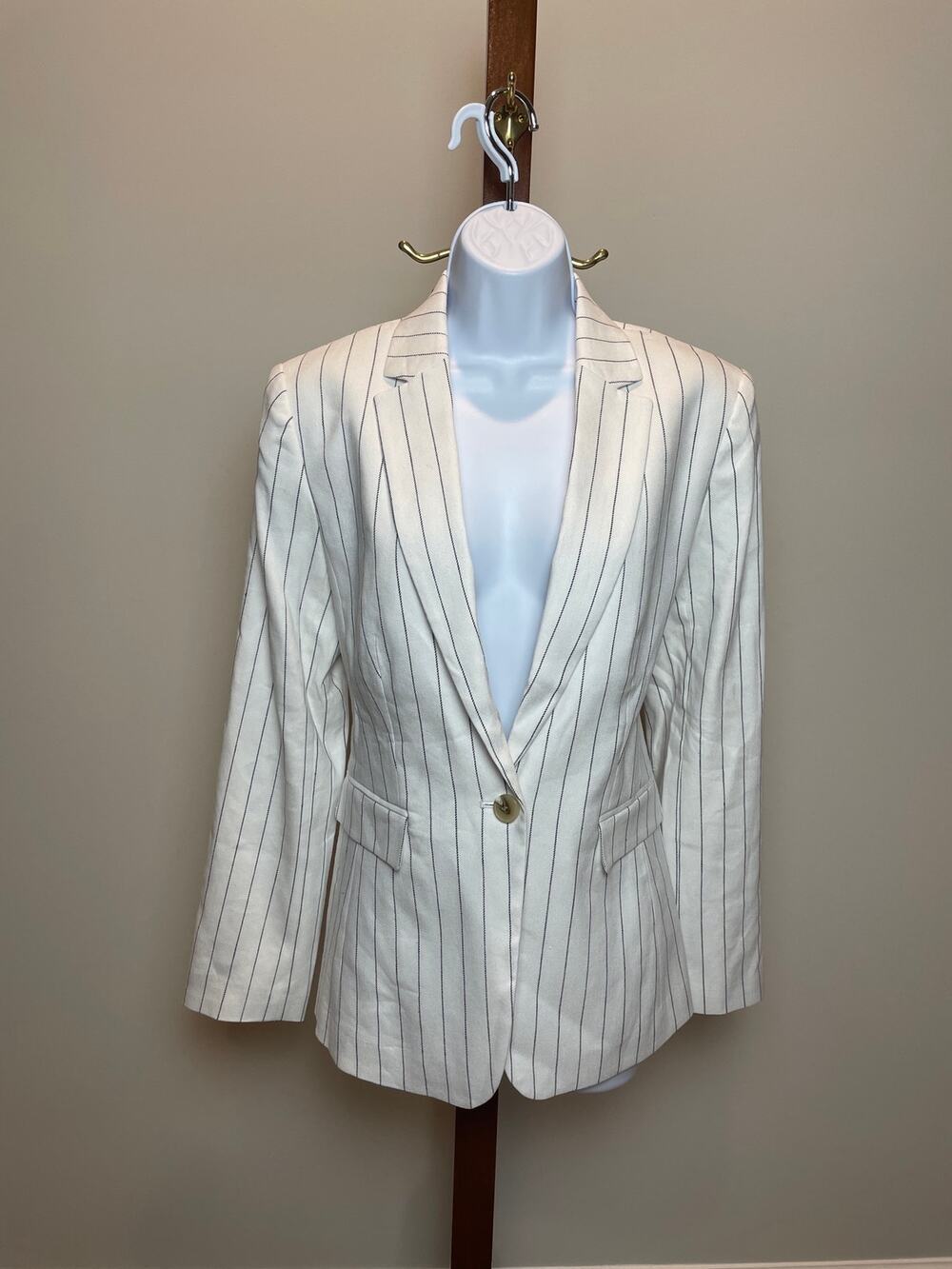 Ann Taylor White & Black Pinstripe Linen‑Blend Blazer NWT Size 4